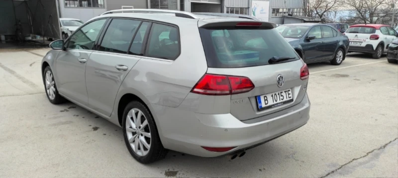 VW Golf, снимка 5 - Автомобили и джипове - 51886198