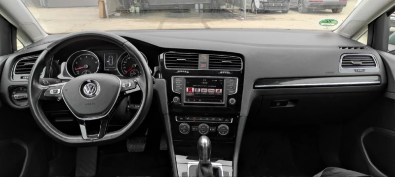 VW Golf, снимка 3 - Автомобили и джипове - 51886198