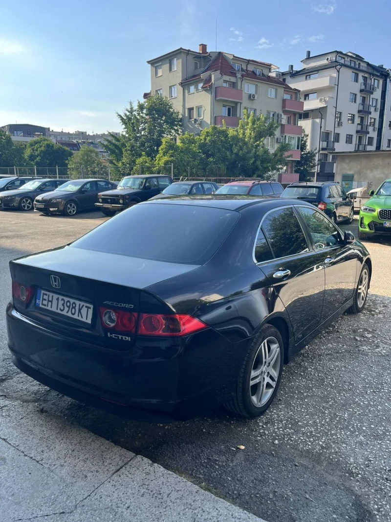 Honda Accord Facelift , снимка 3 - Автомобили и джипове - 52101729