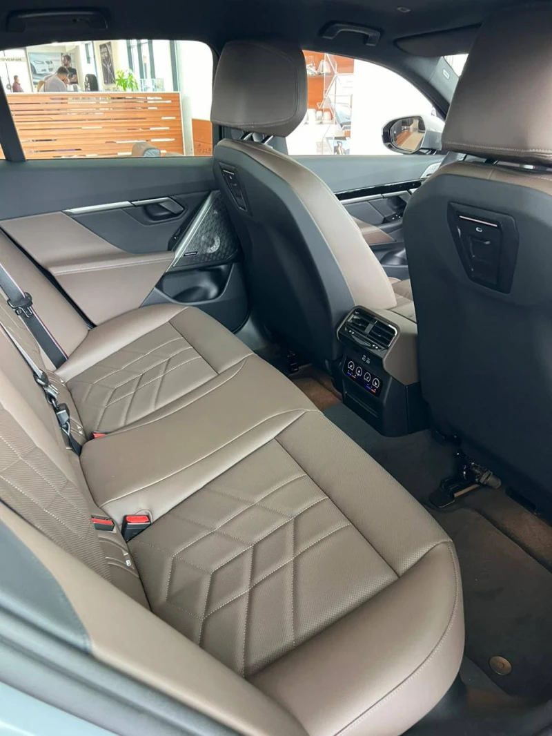 BMW 520 D xDrive, снимка 4 - Автомобили и джипове - 52268746