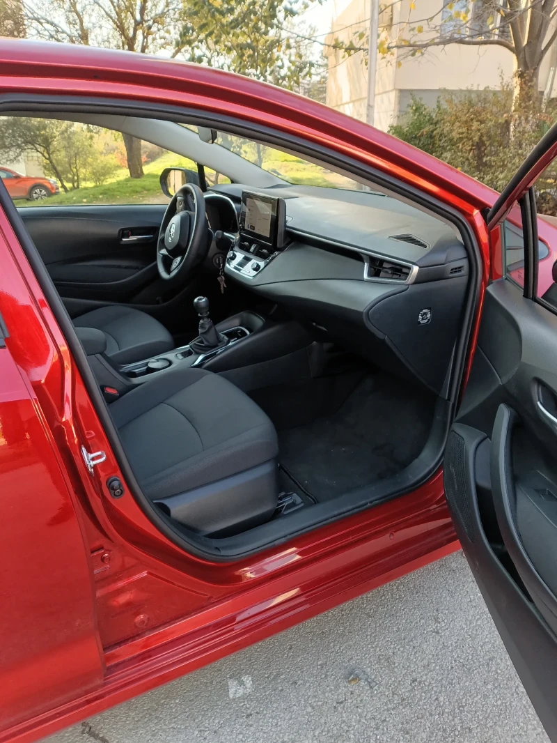 Toyota Corolla, снимка 11 - Автомобили и джипове - 52273536