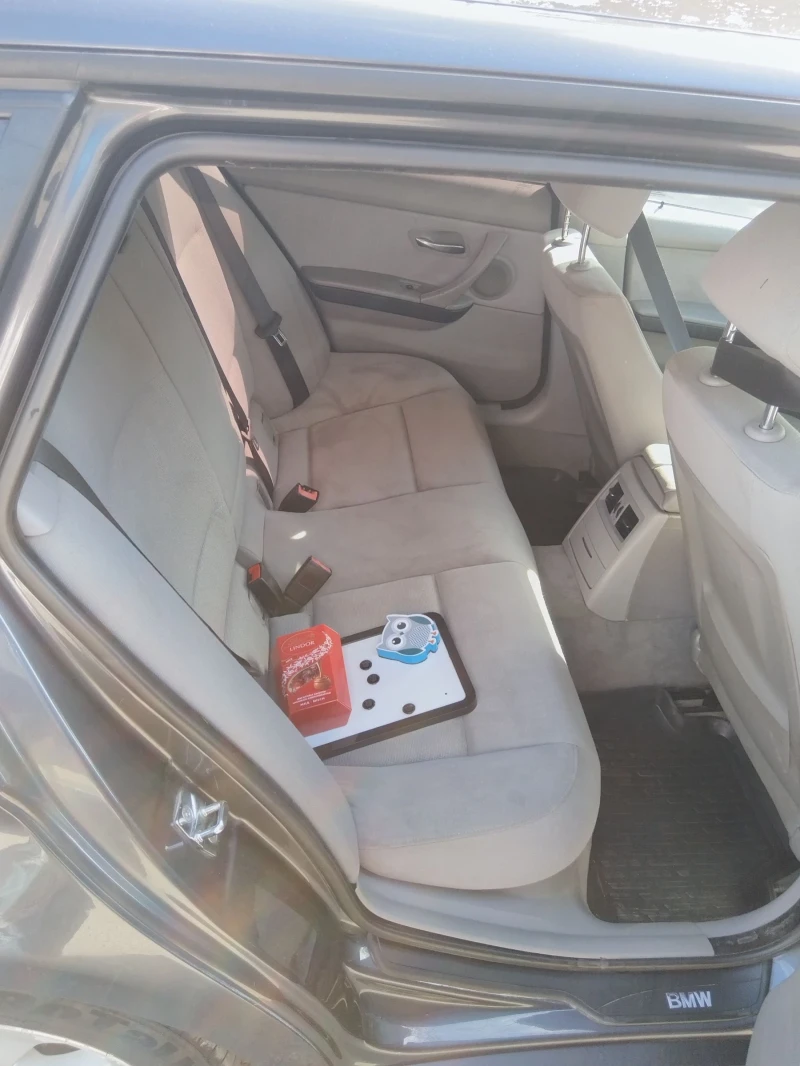 BMW 320, снимка 5 - Автомобили и джипове - 52817462