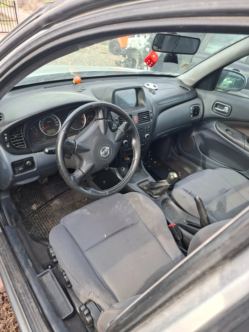 Nissan Almera 1.5 dci 2004g, снимка 3 - Автомобили и джипове - 52537412