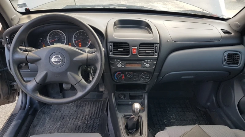 Nissan Almera 2.2 DCI/1.8 16V, снимка 2 - Автомобили и джипове - 52925517