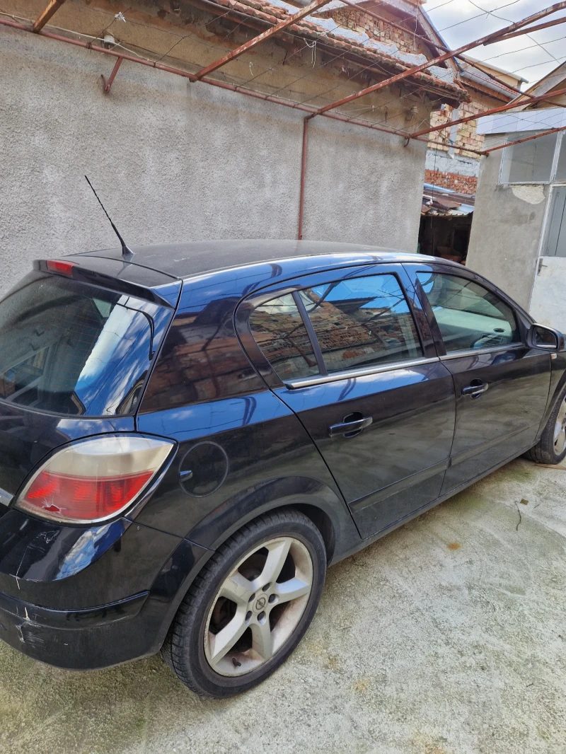 Opel Astra, снимка 11 - Автомобили и джипове - 52945694