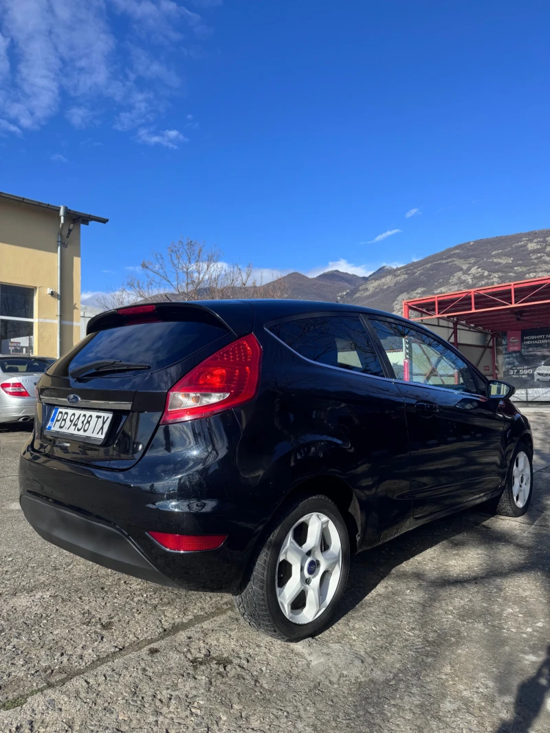 Ford Fiesta LPG, снимка 3 - Автомобили и джипове - 53034653