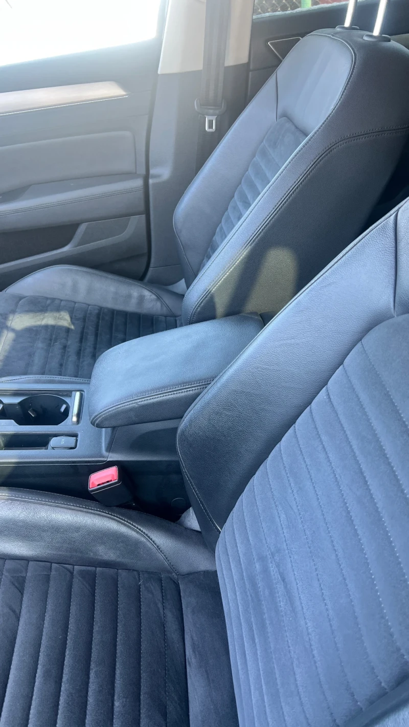 VW Passat 2, 0 TDI, снимка 4 - Автомобили и джипове - 53162702