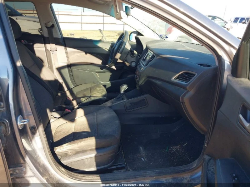 Hyundai Accent Se, снимка 5 - Автомобили и джипове - 53395664