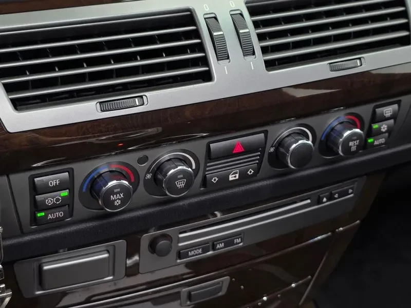 BMW 740 Li - САМО 30% АВАНС, снимка 17 - Автомобили и джипове - 56027962