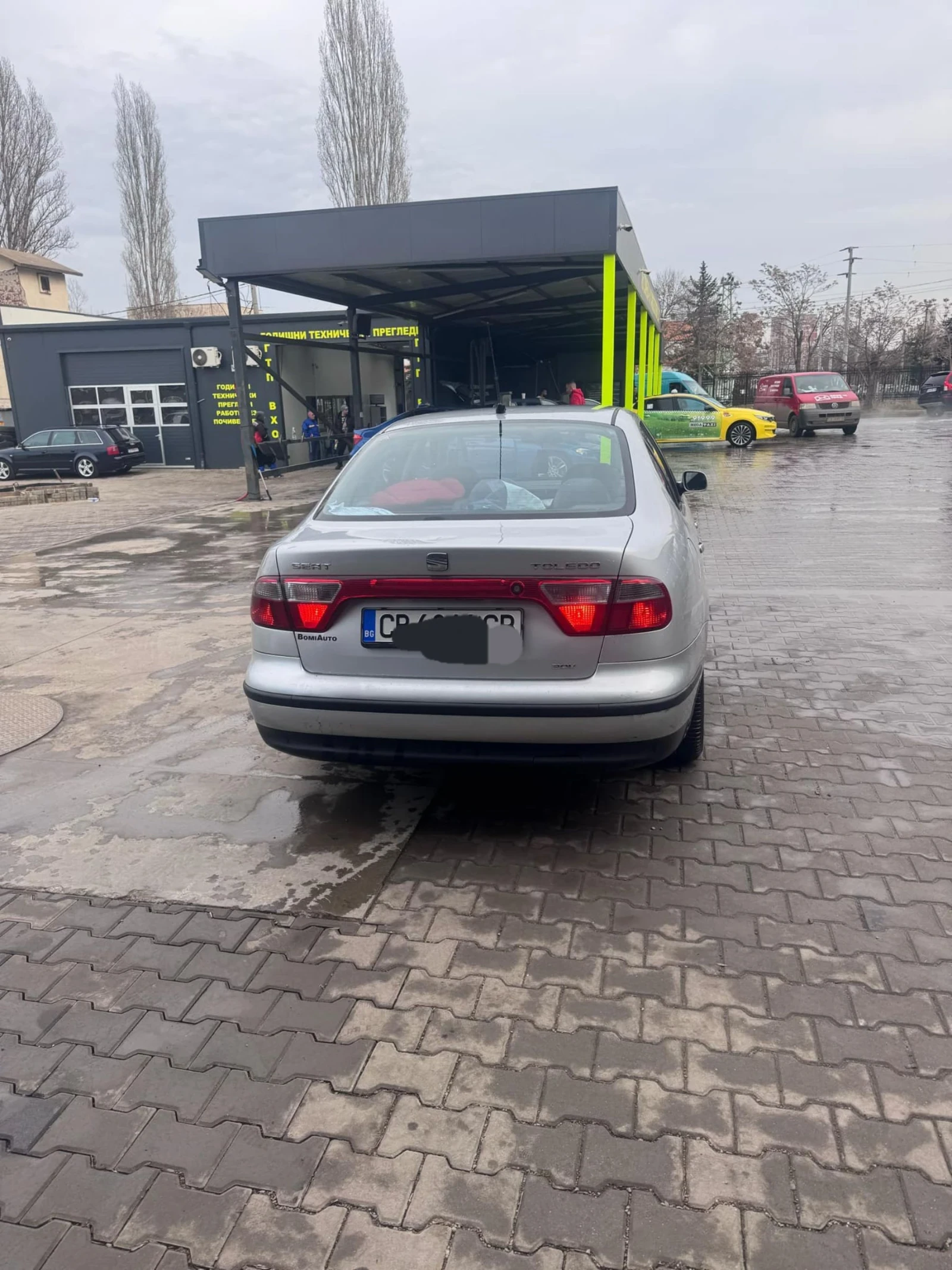 Seat Toledo 1.8!!  газов инжекцион !! Работещ климатик! - изображение 6