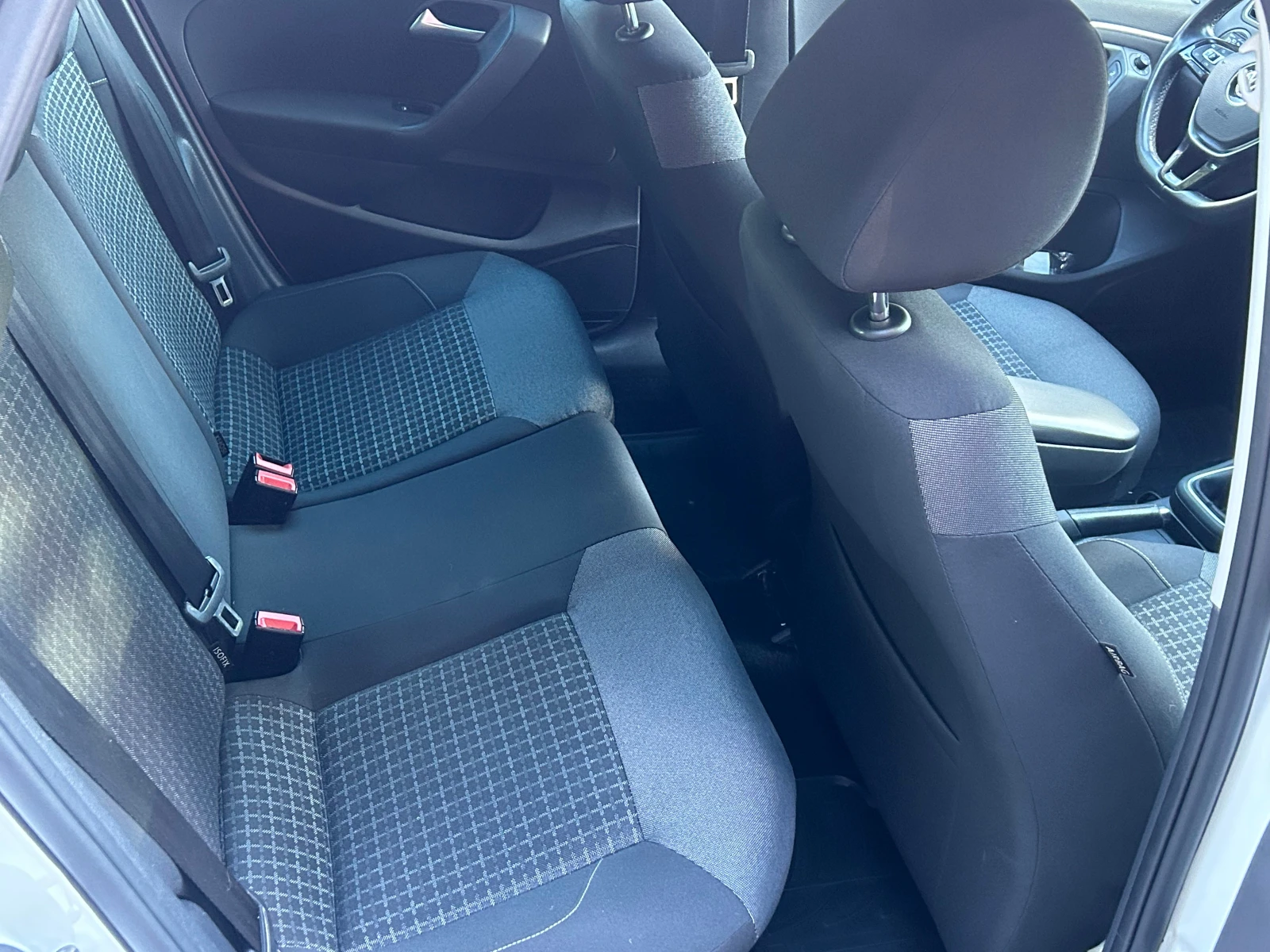 VW Polo 1, 4 TDI 90K - изображение 10
