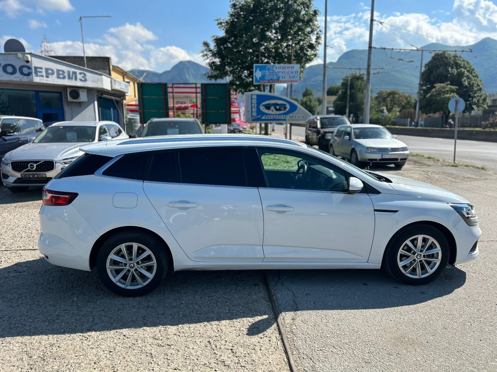 Renault Megane DCI AUTO EURO6B - изображение 8