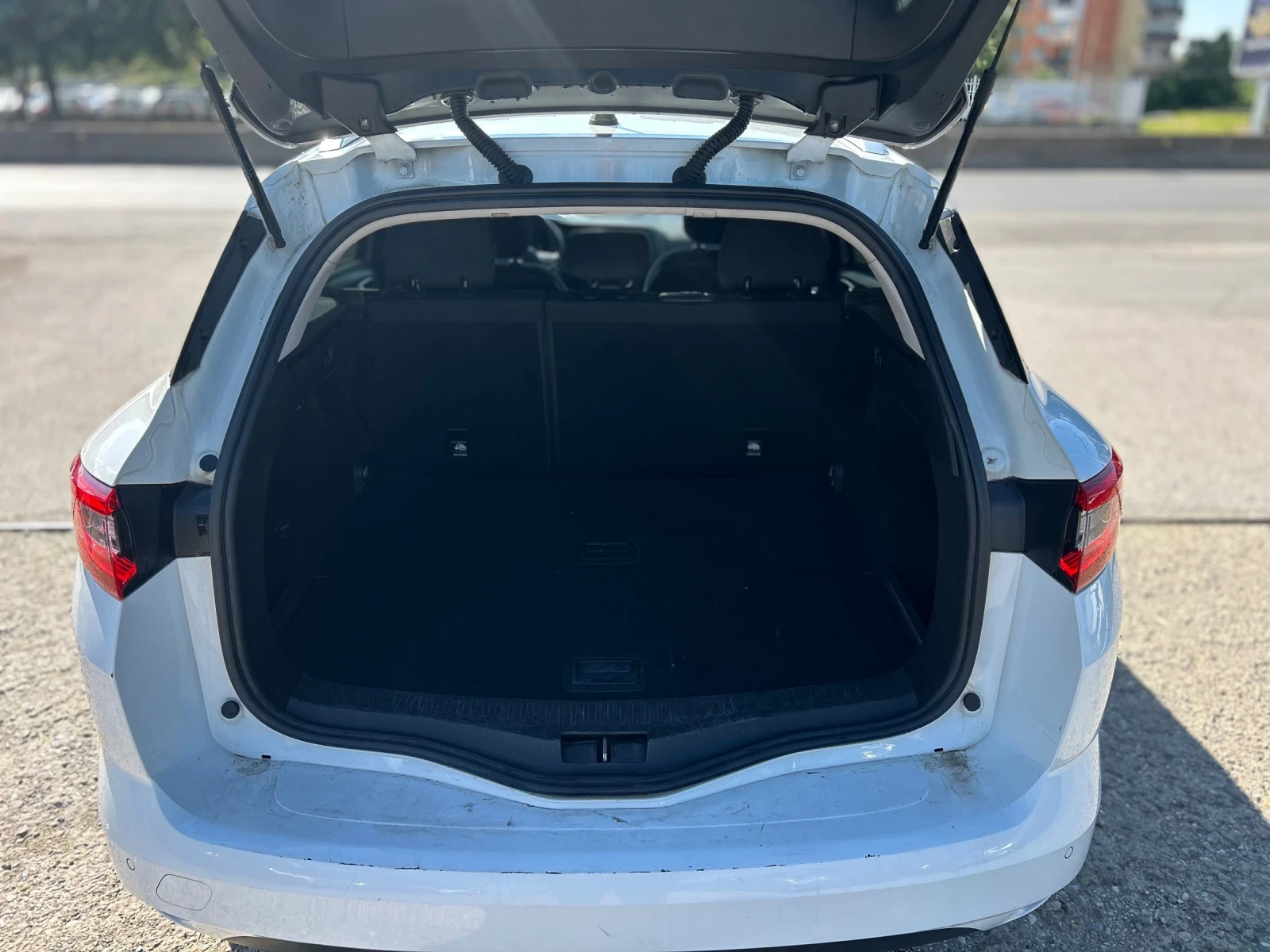 Renault Megane DCI AUTO EURO6B | Mobile.bg — изображение 11