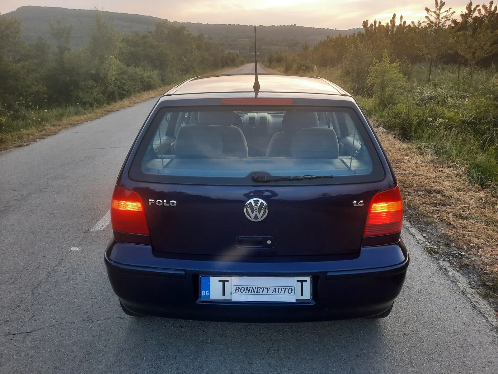 VW Polo 1.4 16v 75hp 2001 - изображение 7