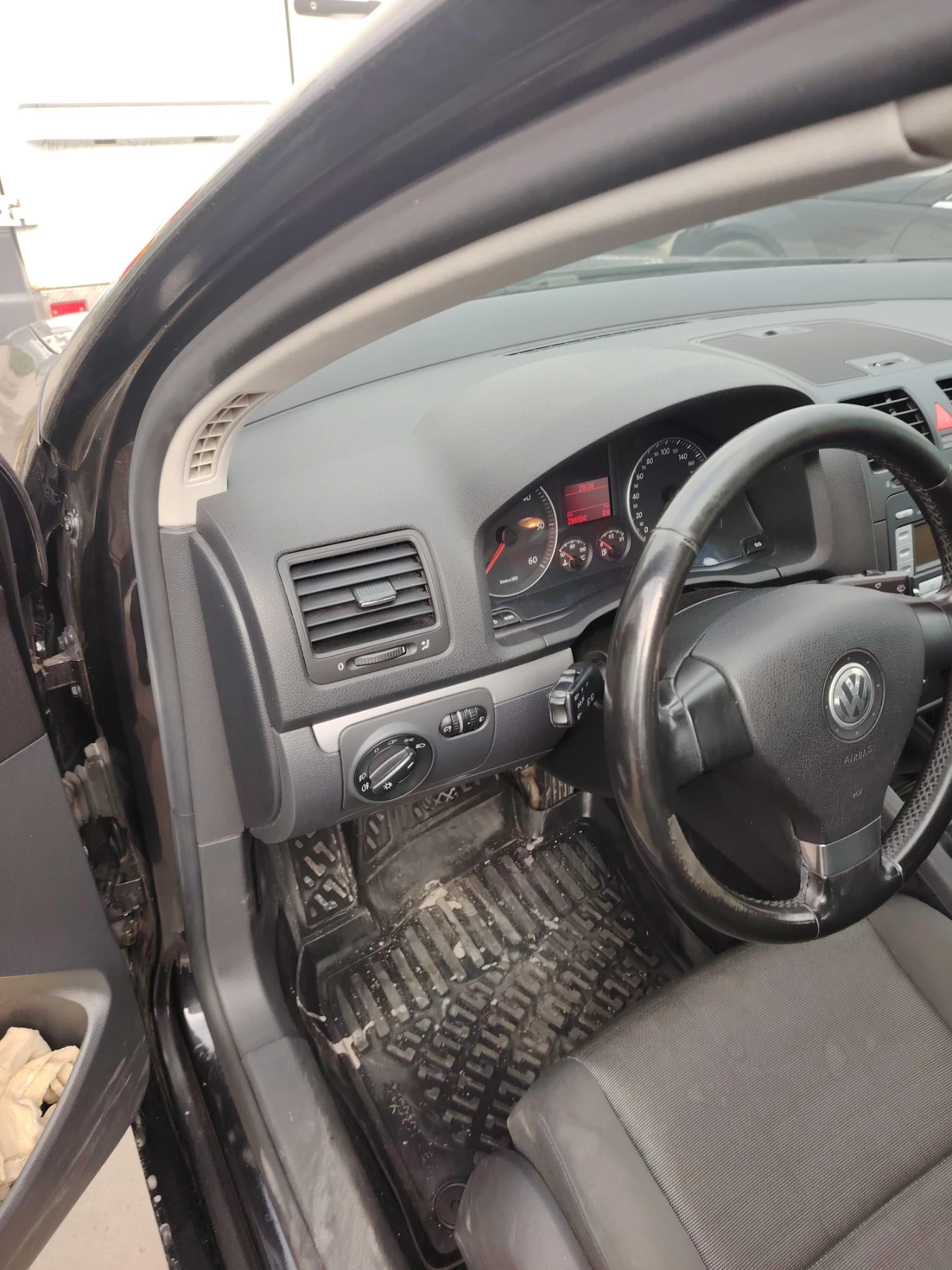 VW Golf 1.9tdi - изображение 2