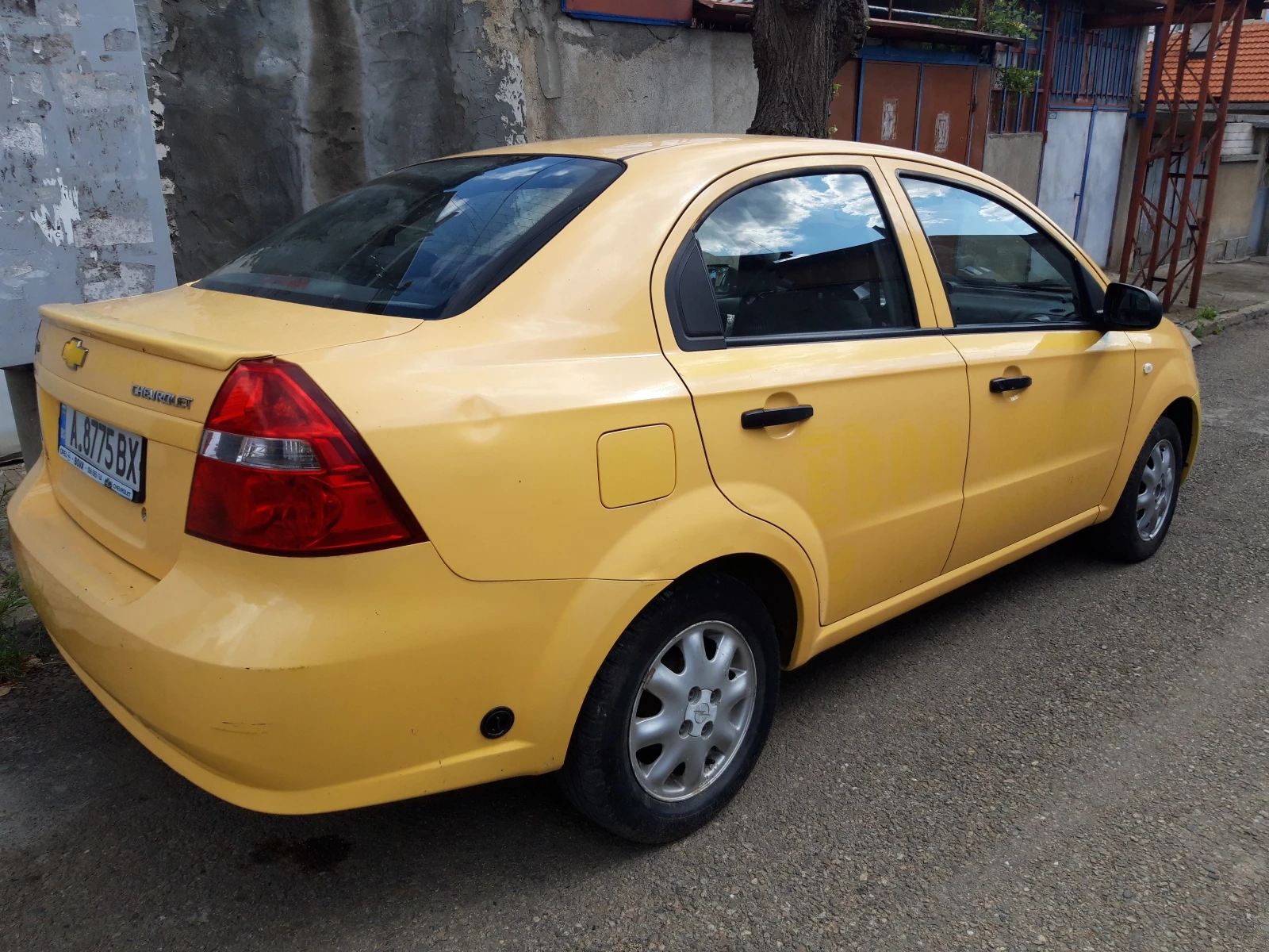Chevrolet Aveo  - изображение 3