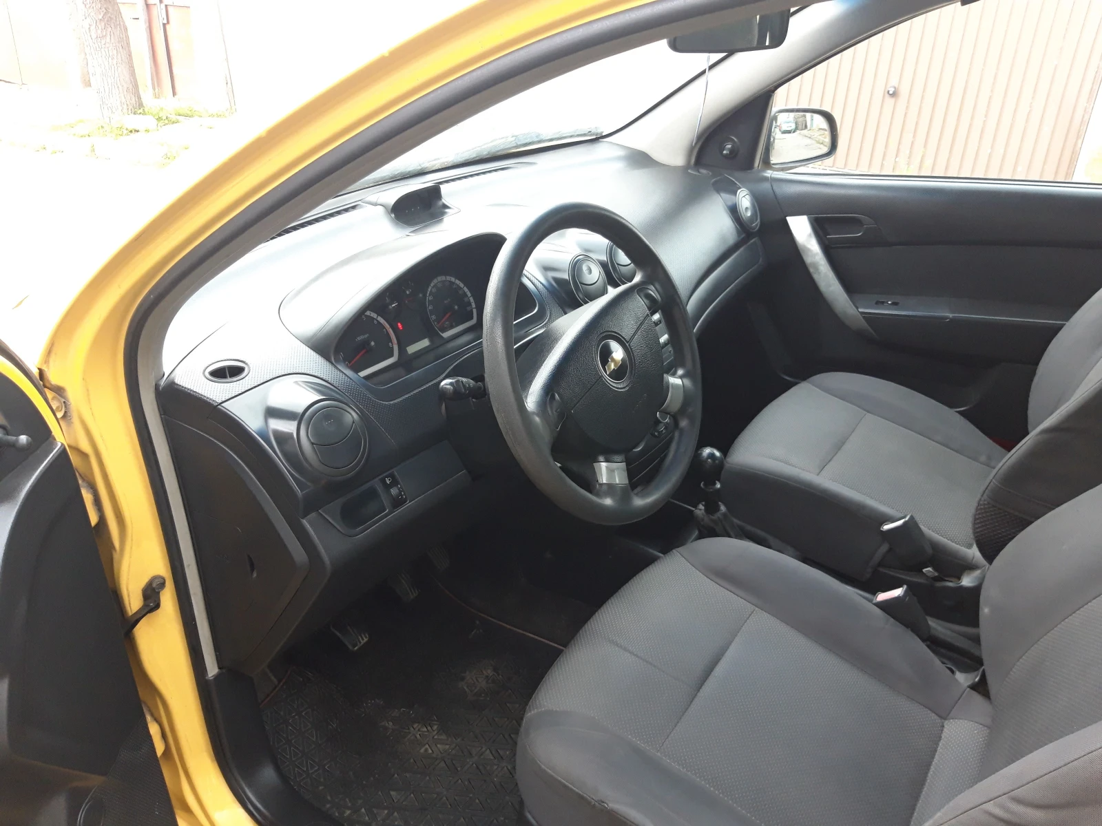 Chevrolet Aveo  - изображение 8