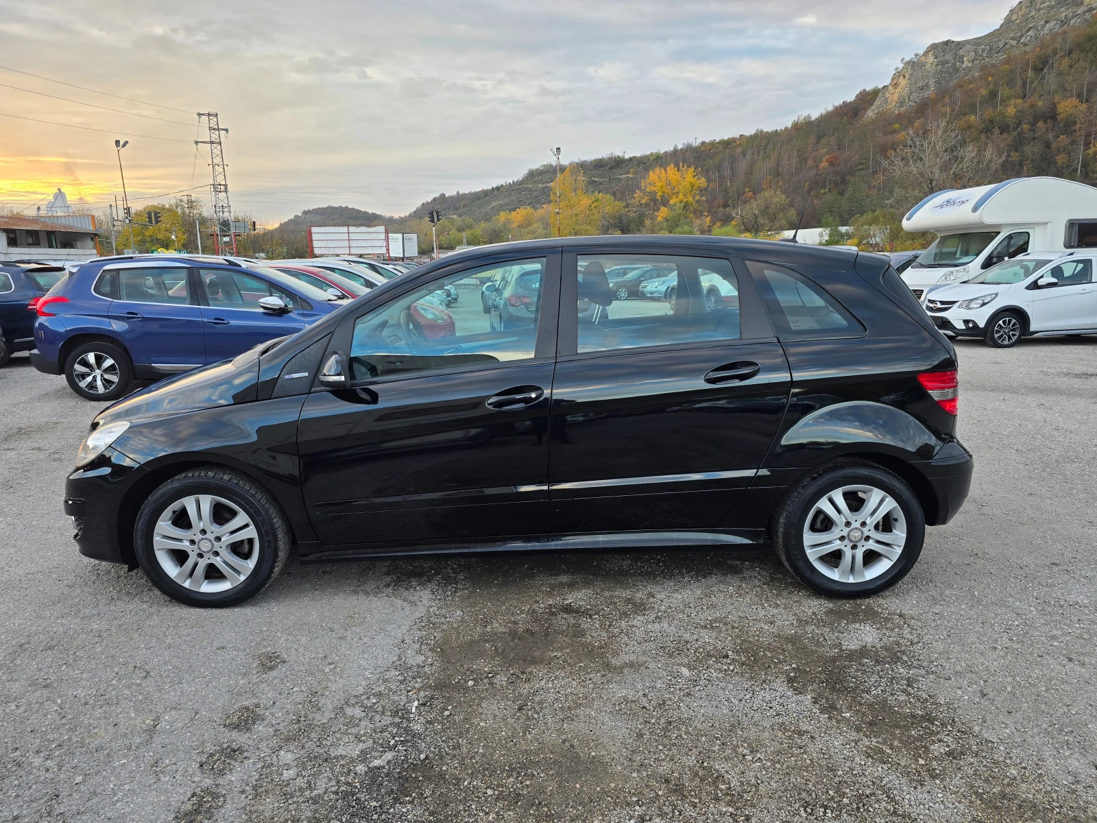 Mercedes-Benz B 180 1.7i  - изображение 6