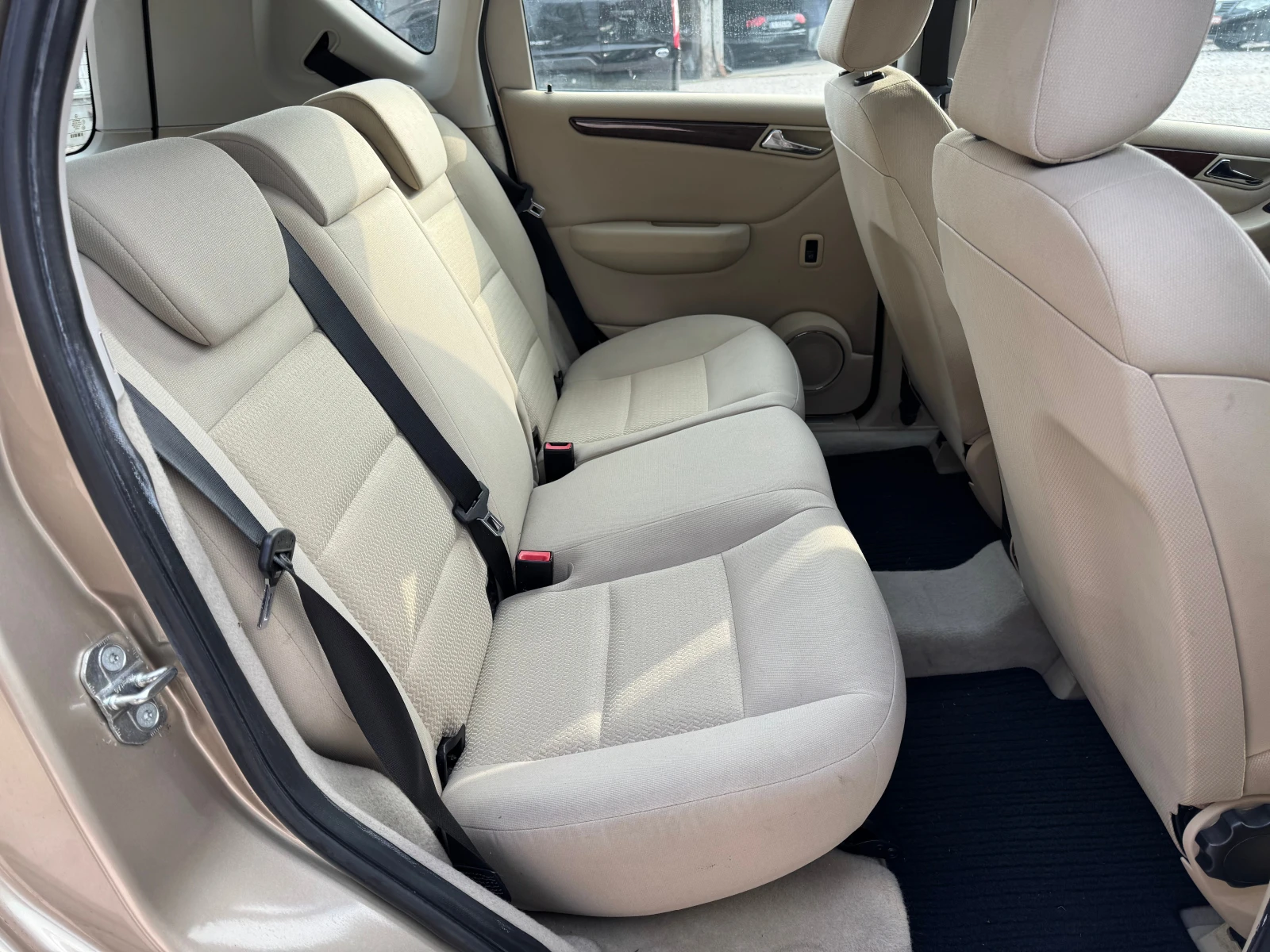 Mercedes-Benz A 180  | Mobile.bg   14