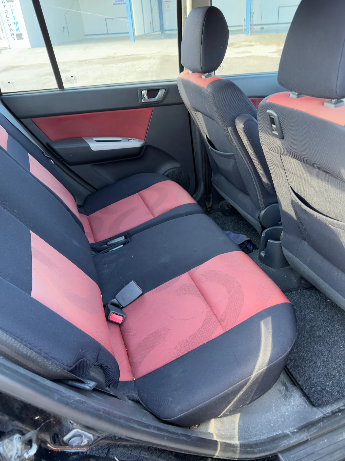 Hyundai I10 1.5crdi клима евро 4 - изображение 10