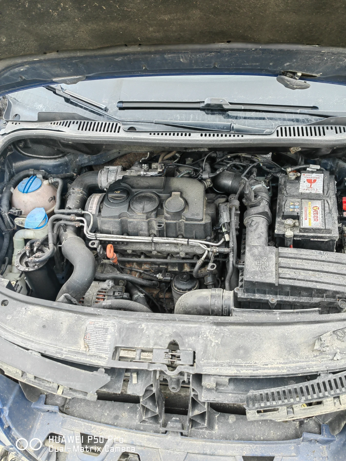 VW Touran, снимка 2 - Автомобили и джипове - 53636561