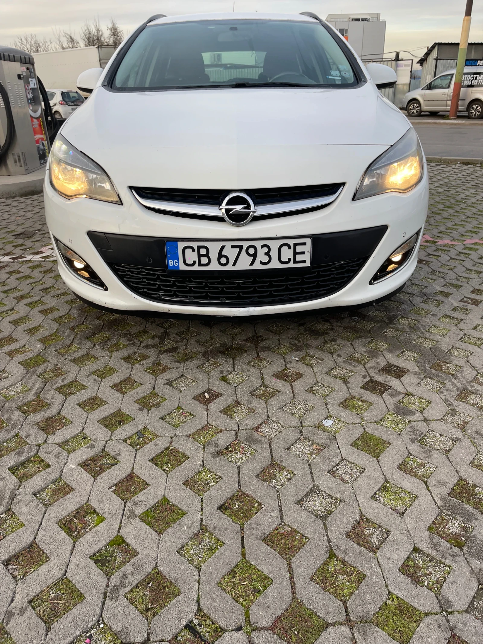 Opel Astra, снимка 6 - Автомобили и джипове - 53892363