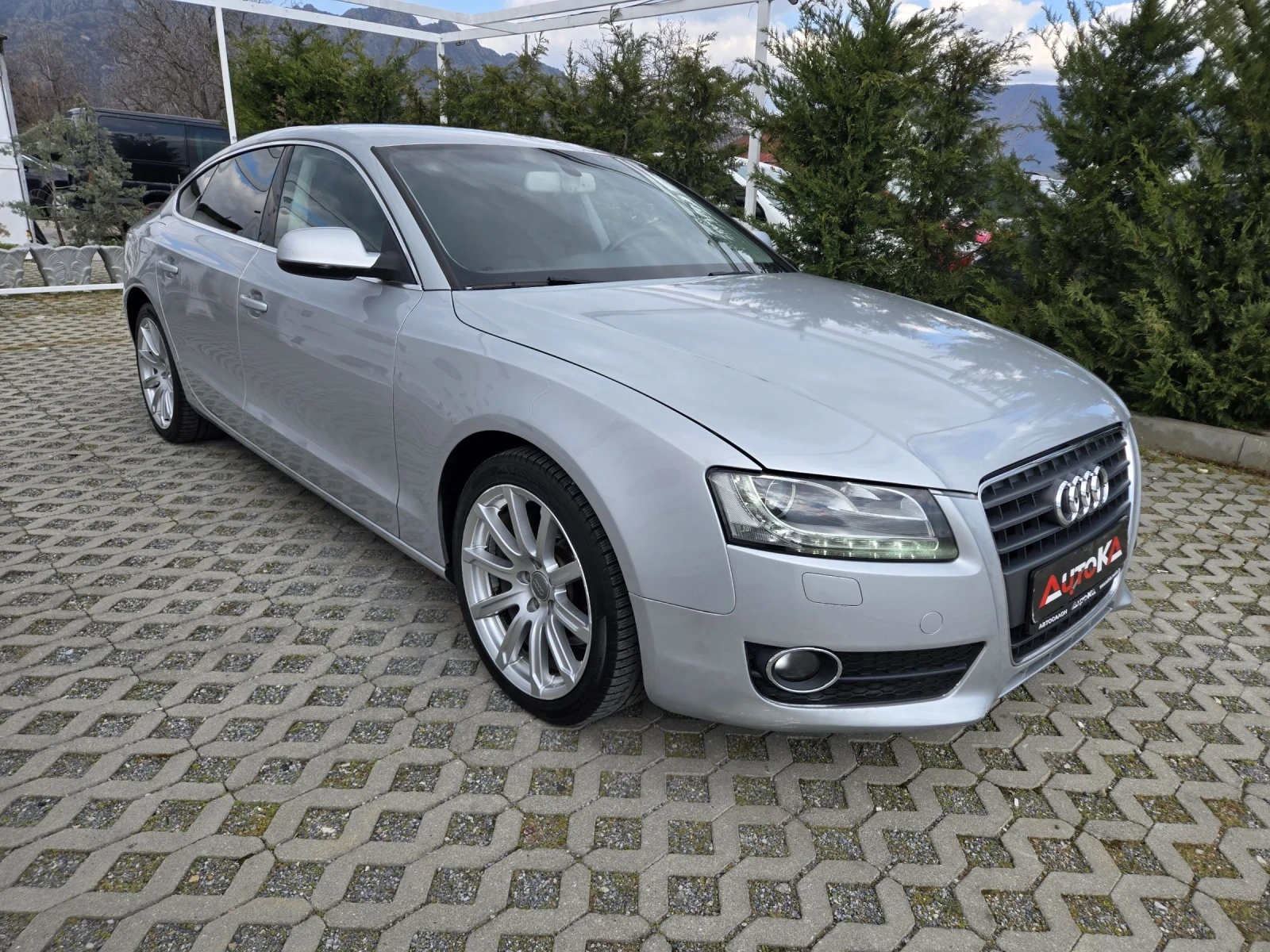 Audi A5 2.0Т-211кс= АВТОМАТ= 4Х4= 166.000км= НАВИ= КОЖА, снимка 2 - Автомобили и джипове - 53977948