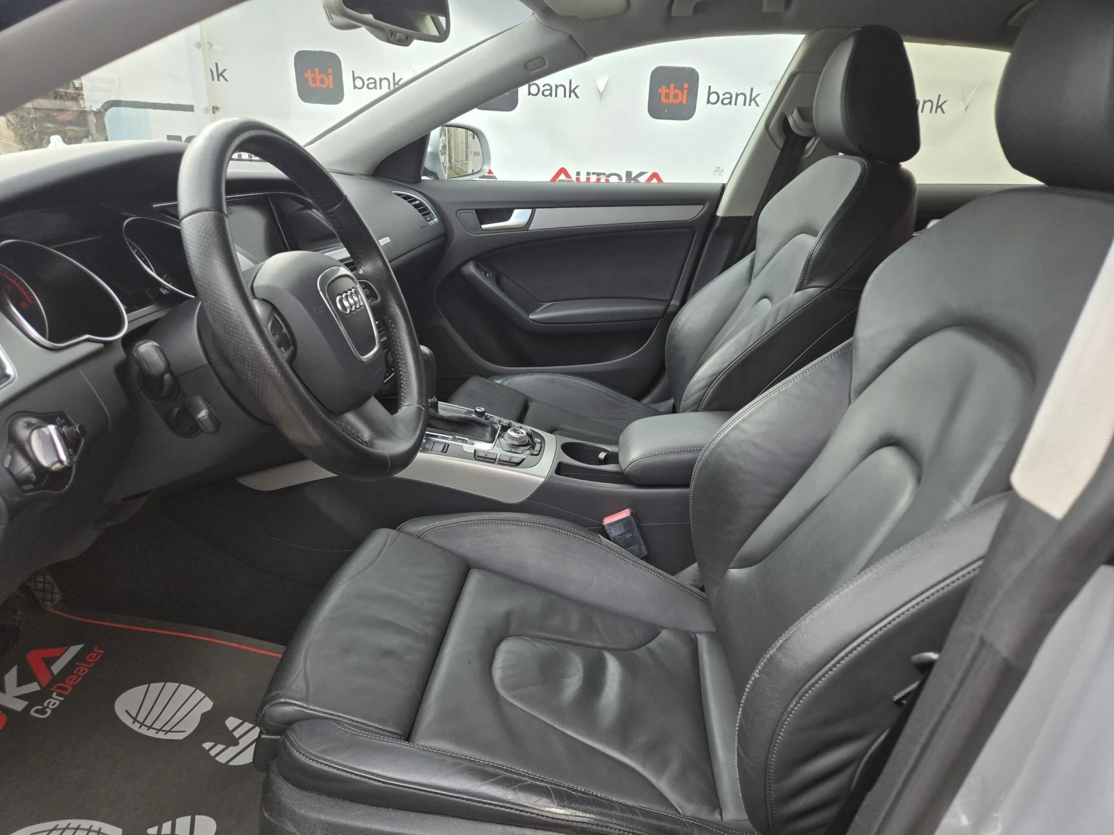 Audi A5 2.0Т-211кс= АВТОМАТ= 4Х4= 166.000км= НАВИ= КОЖА, снимка 7 - Автомобили и джипове - 53977948