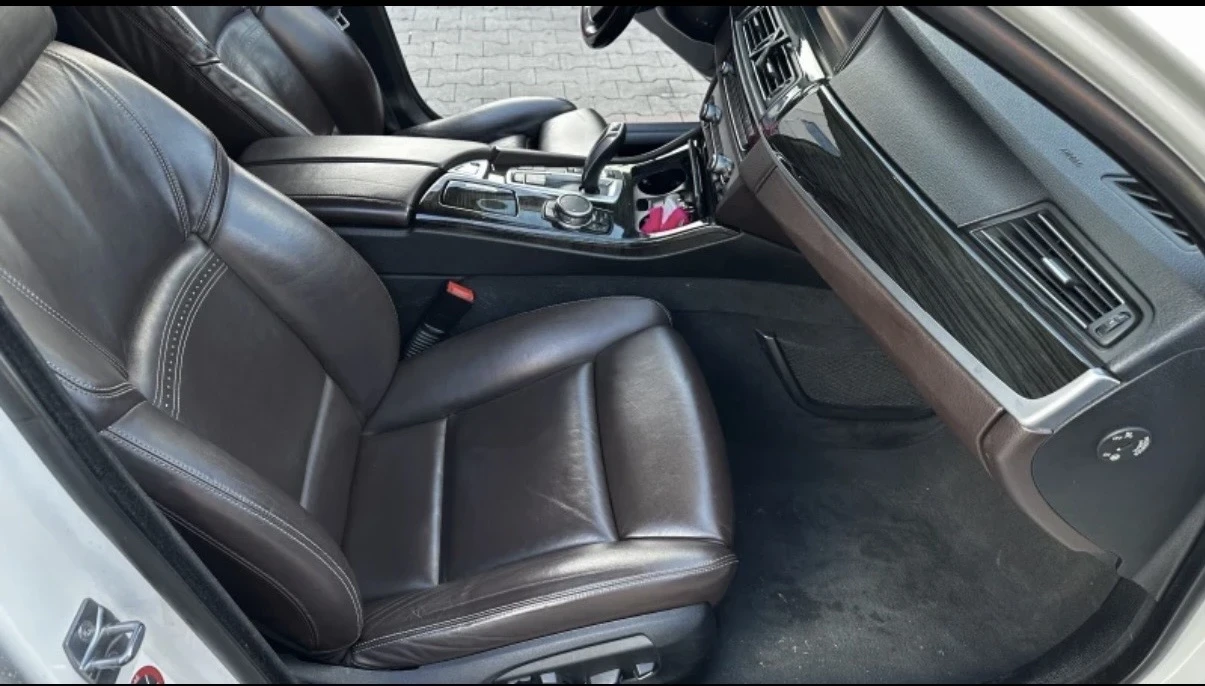 BMW 530 FACE/FULL LED/HEAD UP/SOFT CLOSE, снимка 11 - Автомобили и джипове - 54145725