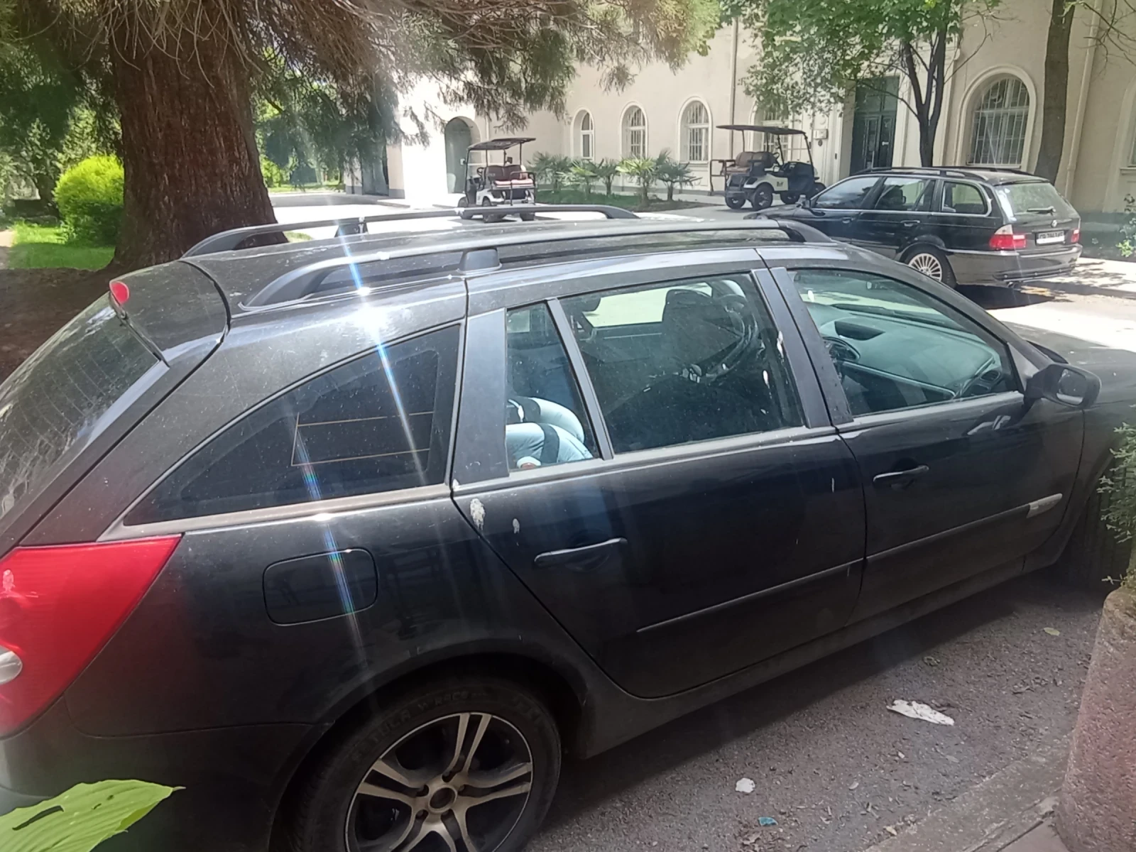 Renault Laguna, снимка 4 - Автомобили и джипове - 54585832