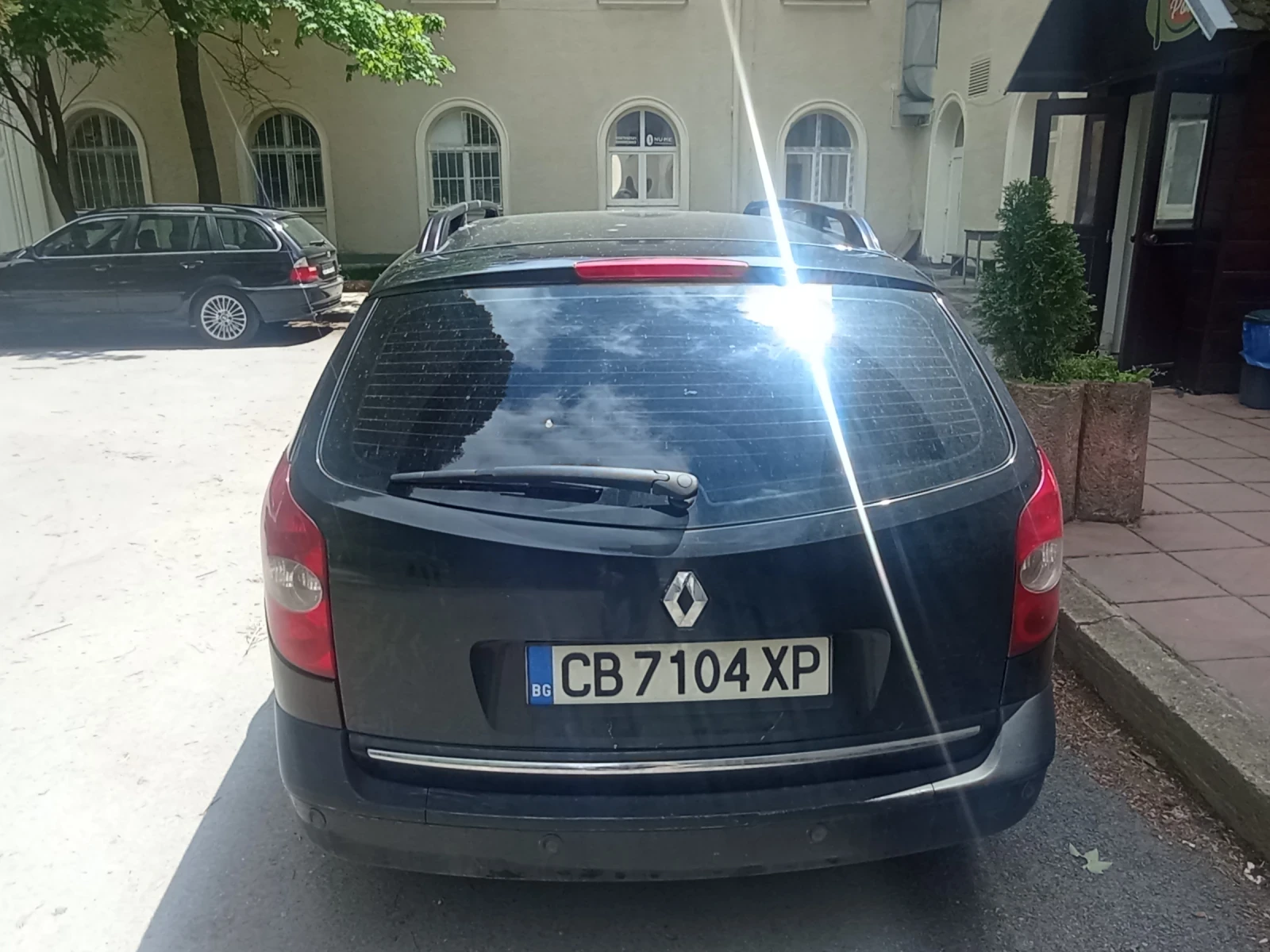 Renault Laguna, снимка 2 - Автомобили и джипове - 54585832