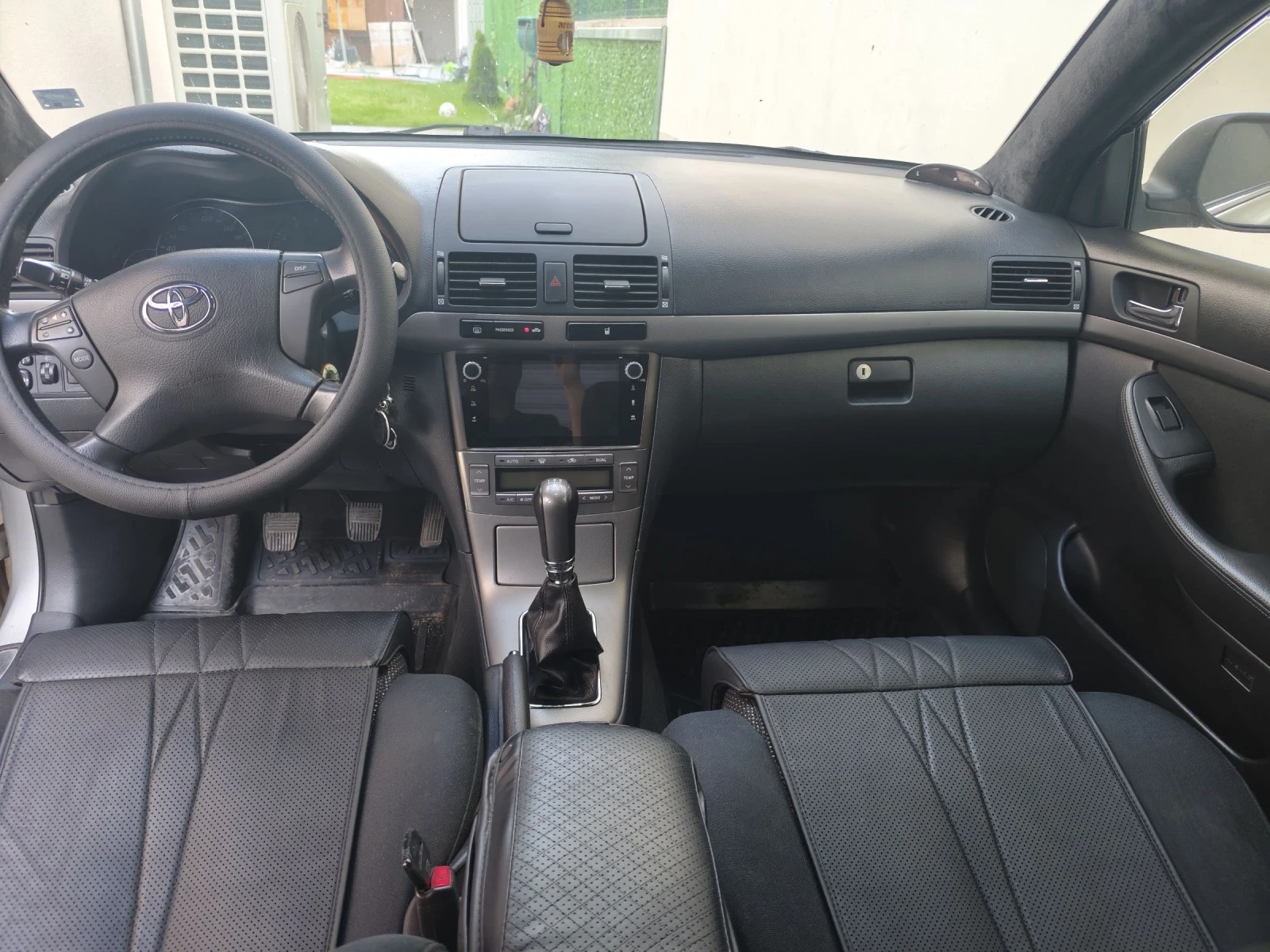 Toyota Avensis 1.8 facelift , снимка 10 - Автомобили и джипове - 54803395