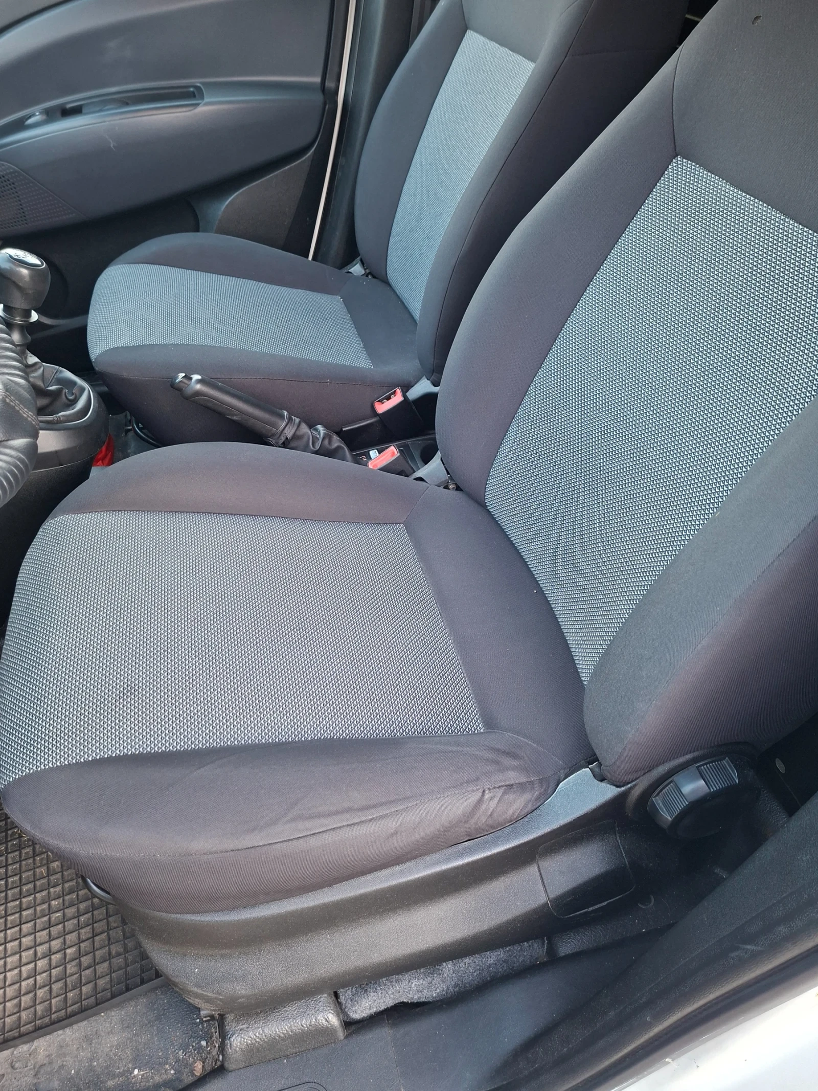 Fiat Doblo Товарен, снимка 5 - Автомобили и джипове - 54858570