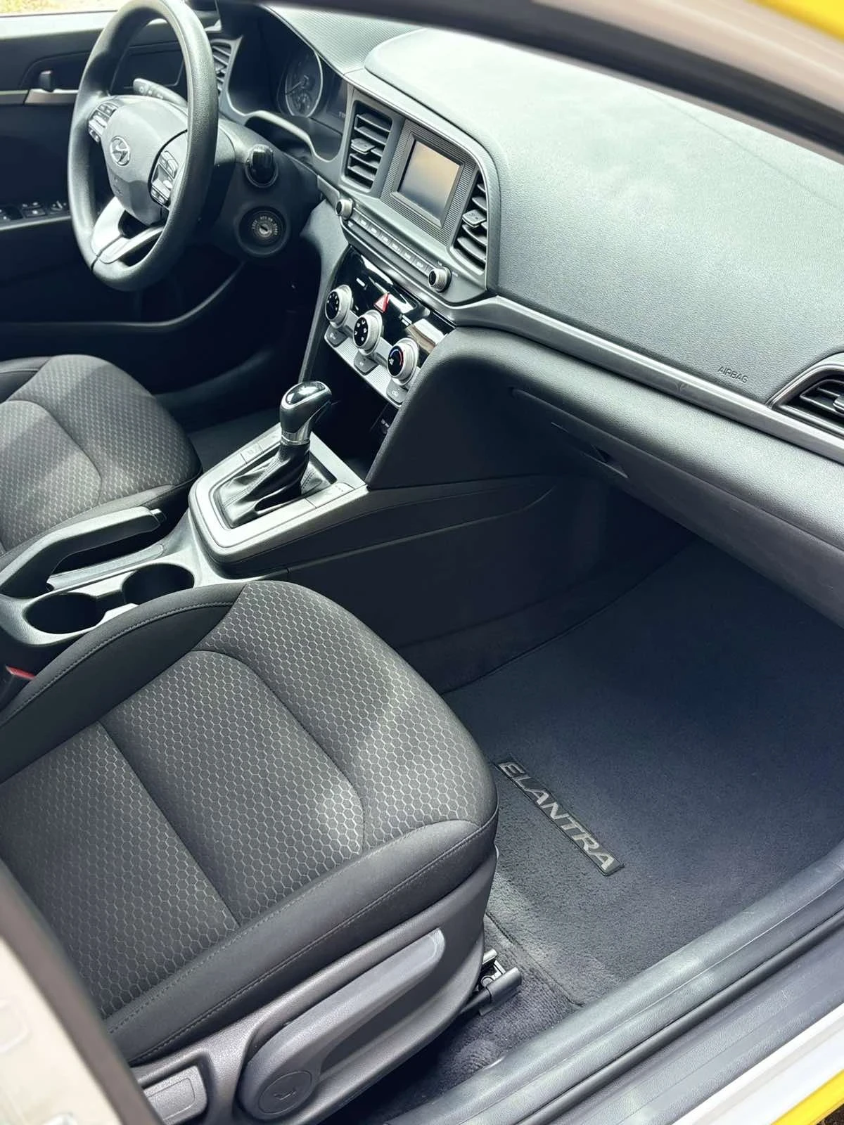 Hyundai Elantra 2.0 | Mobile.bg � ����������� 7