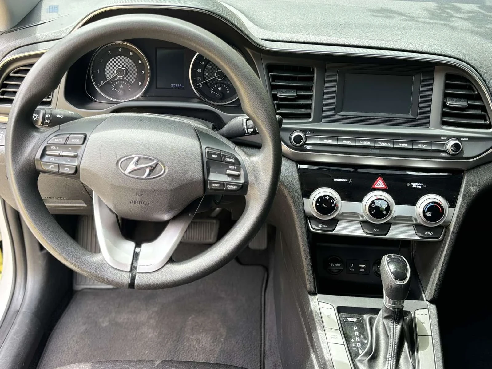 Hyundai Elantra 2.0 | Mobile.bg � ����������� 6