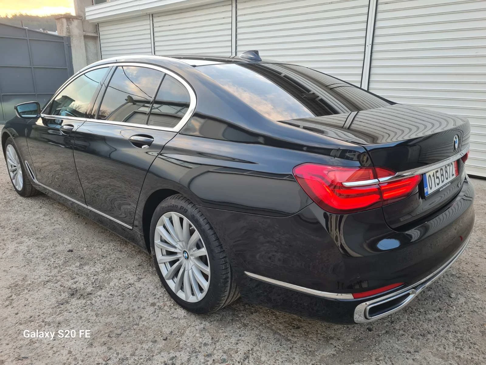 BMW 730 D ВАКУМ! Laser! Дистроник! 150000км!, снимка 4 - Автомобили и джипове - 54952527