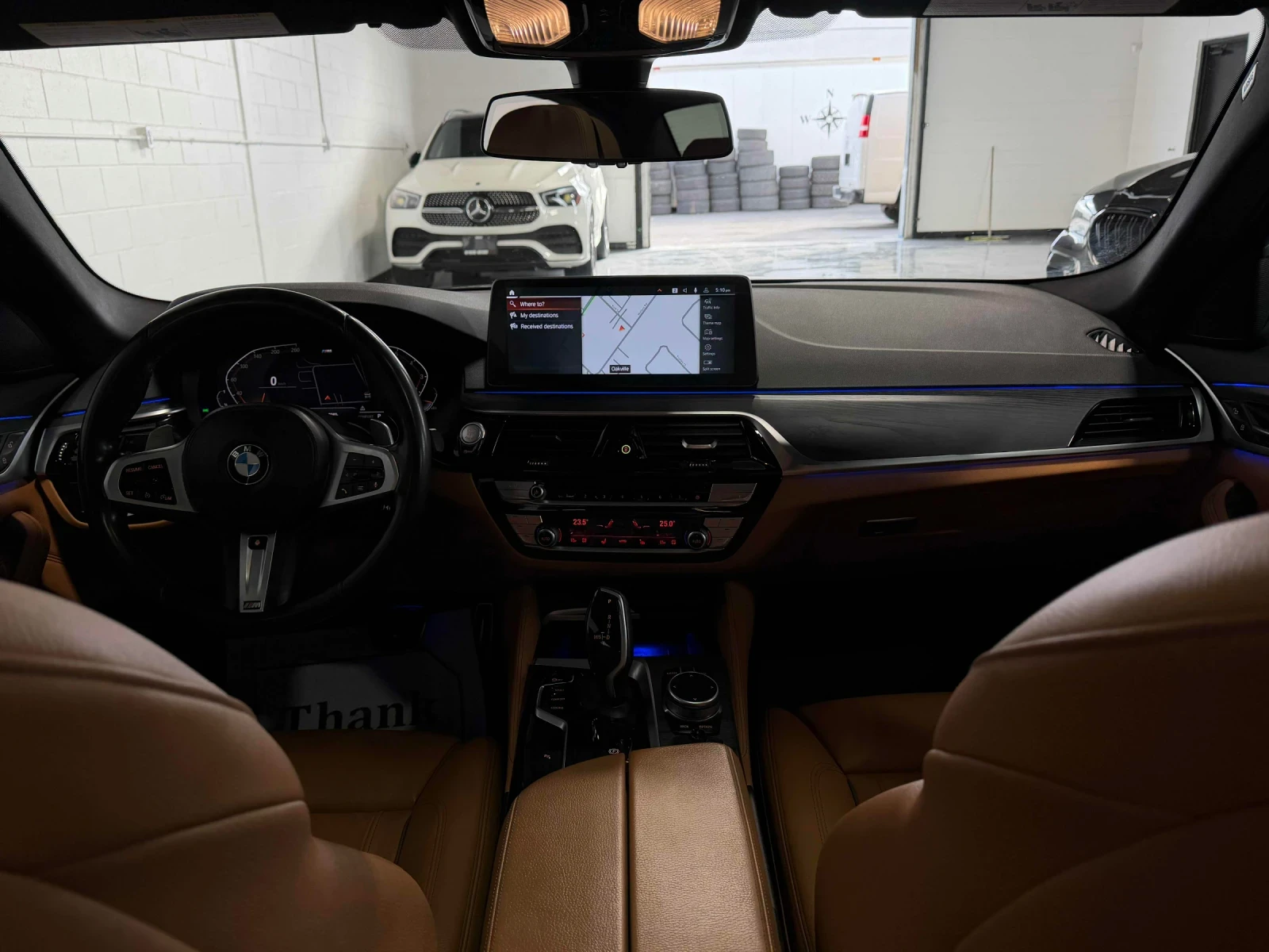 BMW 530 MPACK * ПОДГРЕВИ * ПАНОРАМА * KOMFORT SALON * , снимка 6 - Автомобили и джипове - 55258098
