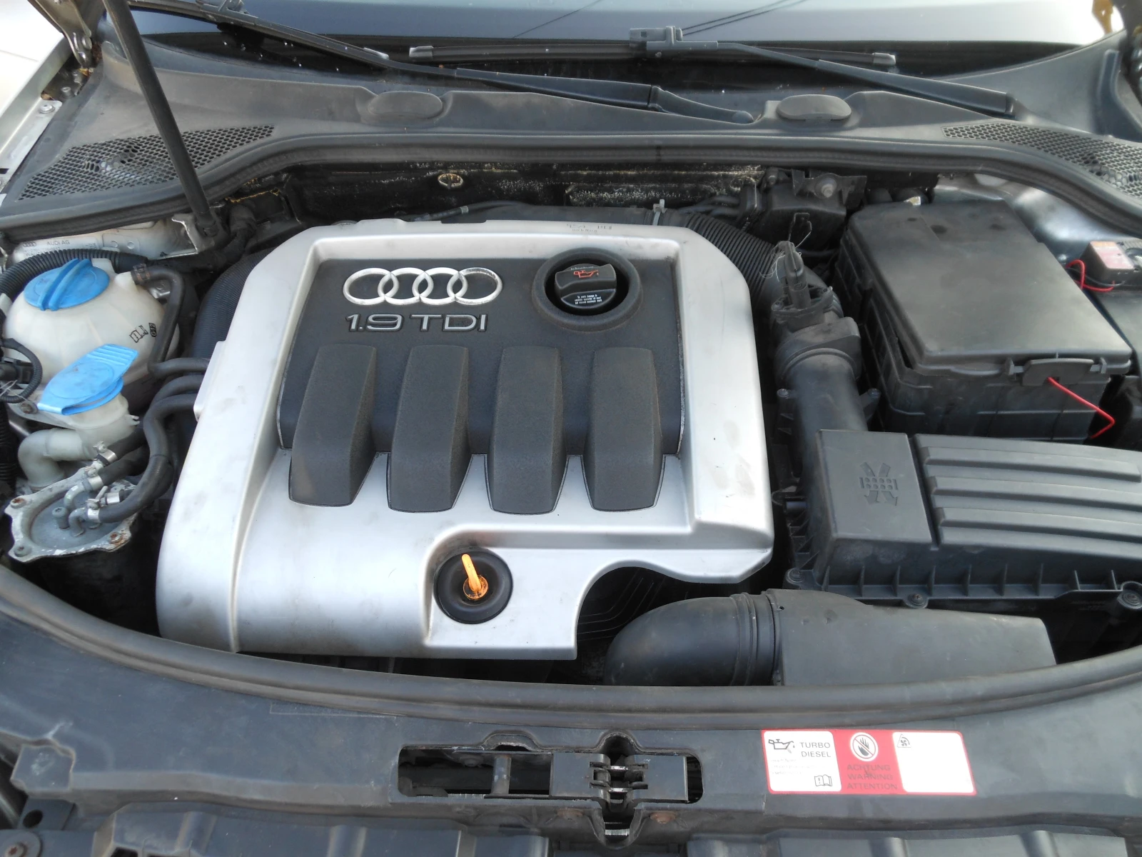 Audi A3 1, 9 TDI 105 КС, снимка 13 - Автомобили и джипове - 55384704