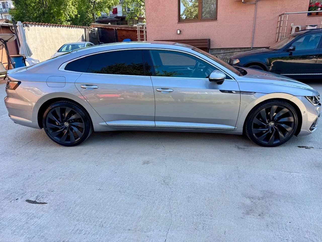 VW Arteon 2.0TDI 150к.с./80000км./ПЪЛНА ИСТОР.VW/R-Line, снимка 4 - Автомобили и джипове - 55510743