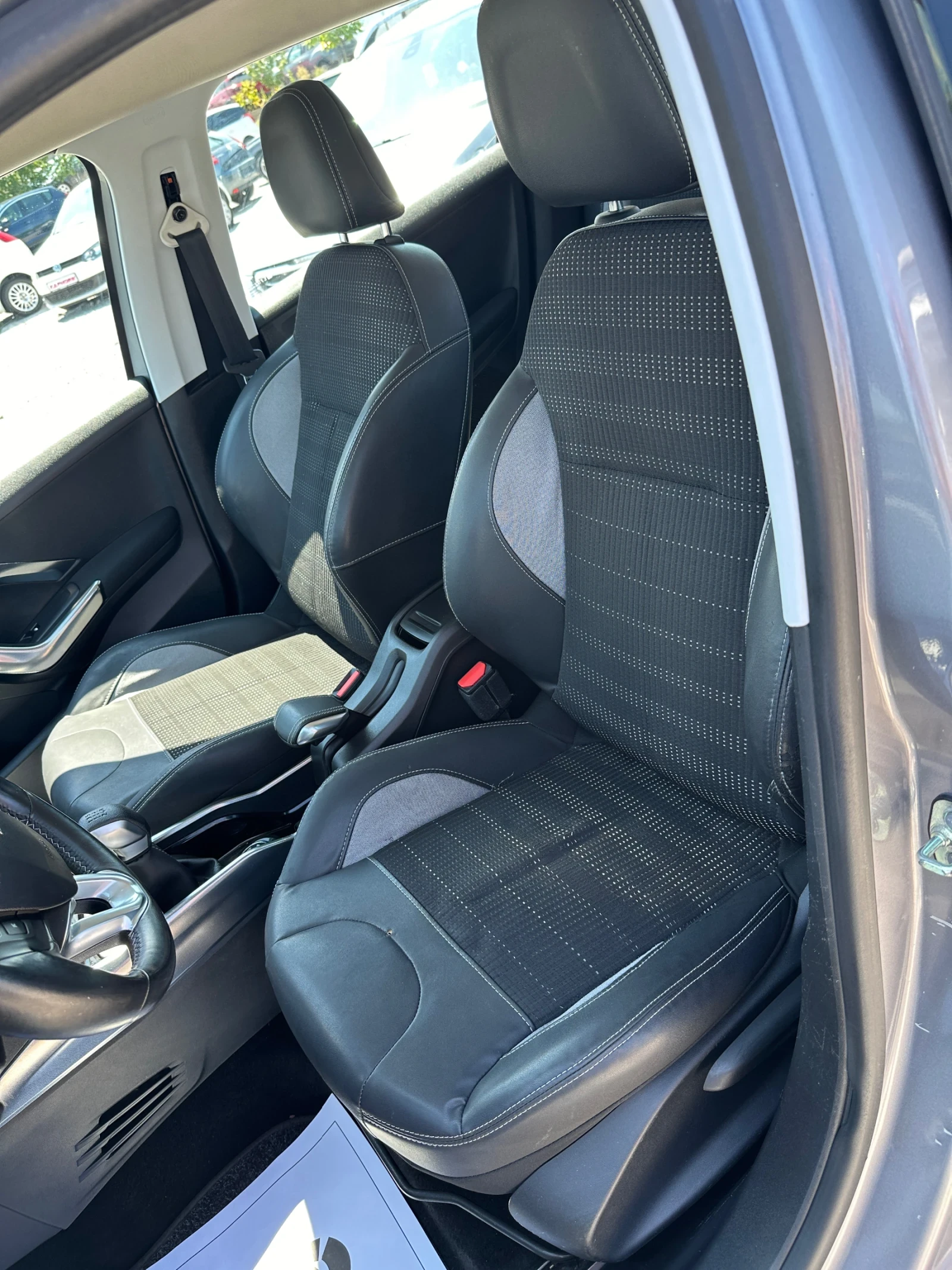 Peugeot 2008 1.6HDI Allure!! | Mobile.bg � ����������� 11