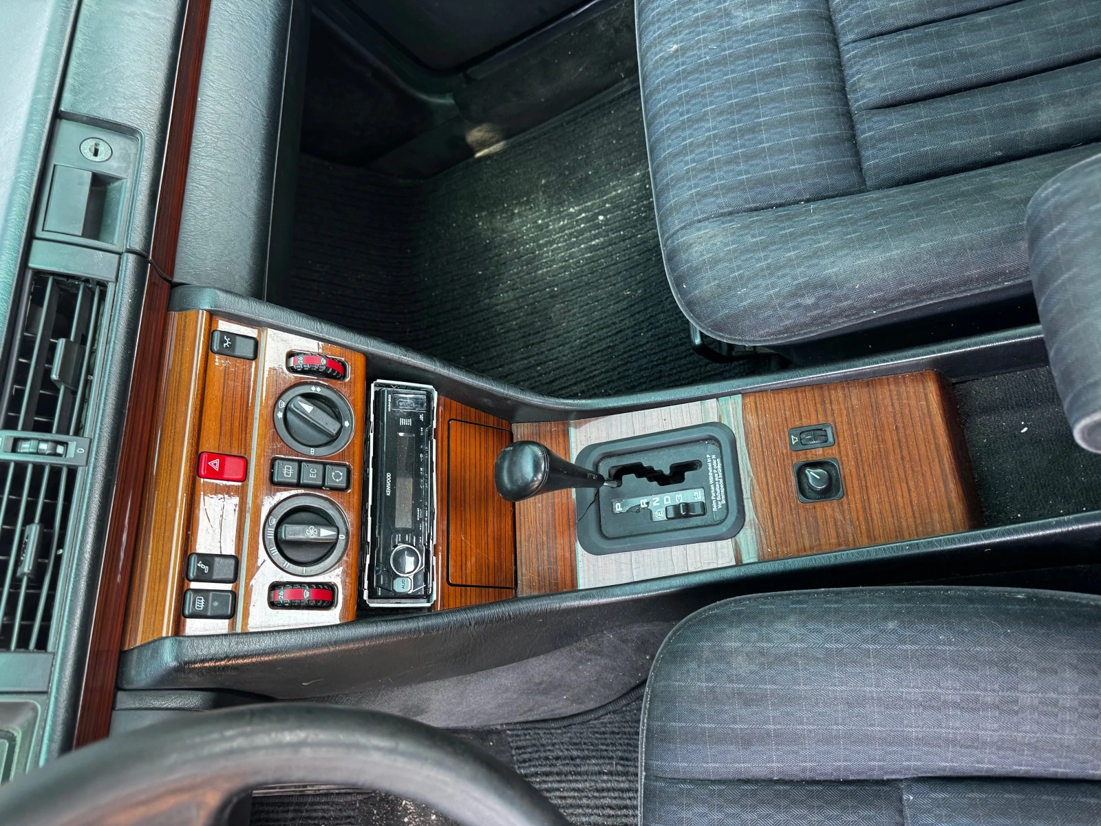 Mercedes-Benz 124 E220-150* KLIMA* GAS* NOV VNOS* GERMANY* , снимка 4 - Автомобили и джипове - 55565170