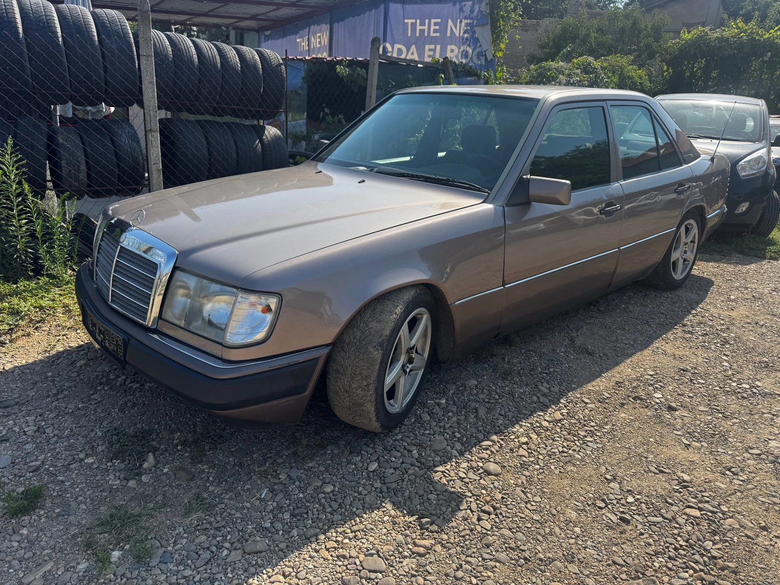 Mercedes-Benz 124 E220-150* KLIMA* GAS* NOV VNOS* GERMANY* 