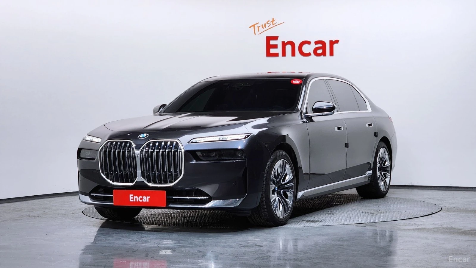BMW 740 sDrive* РЕЛАКС* ТЕЛЕВИЗОР* МАСАЖИ* АВТОКРЕДИТ