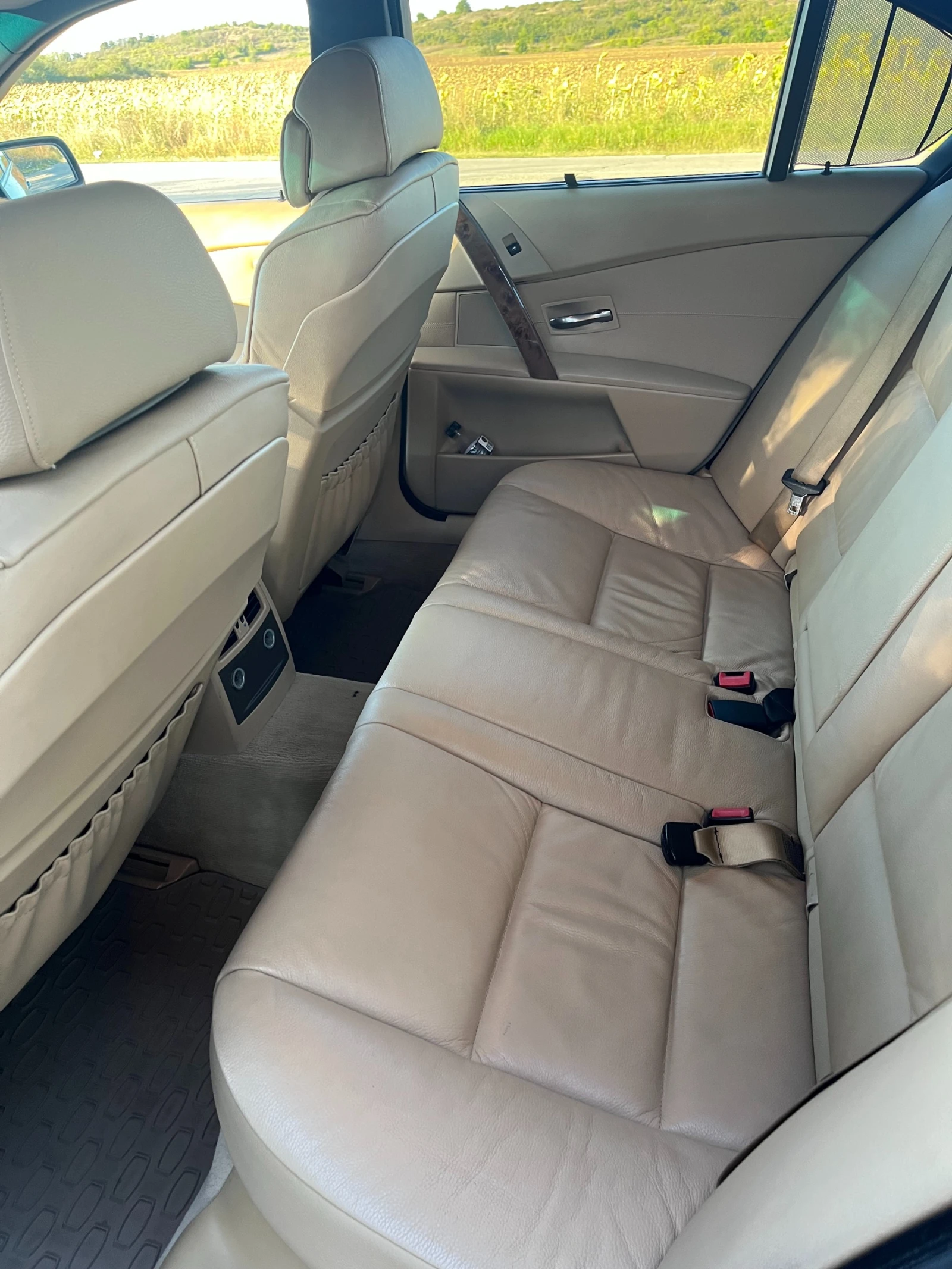 BMW 530 BMW 530xi 4x4, снимка 11 - Автомобили и джипове - 55940283