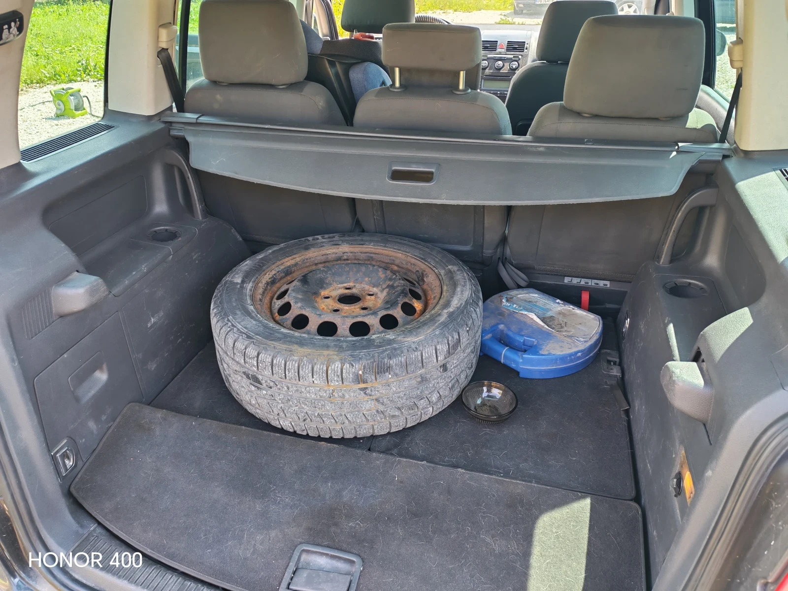 VW Touran, снимка 10 - Автомобили и джипове - 55988157