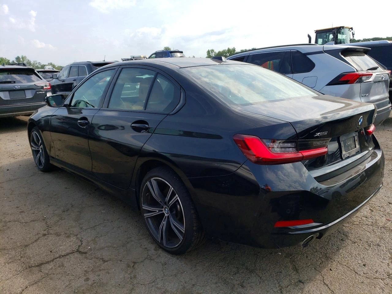 BMW 330 i xDrive, снимка 2 - Автомобили и джипове - 56008800
