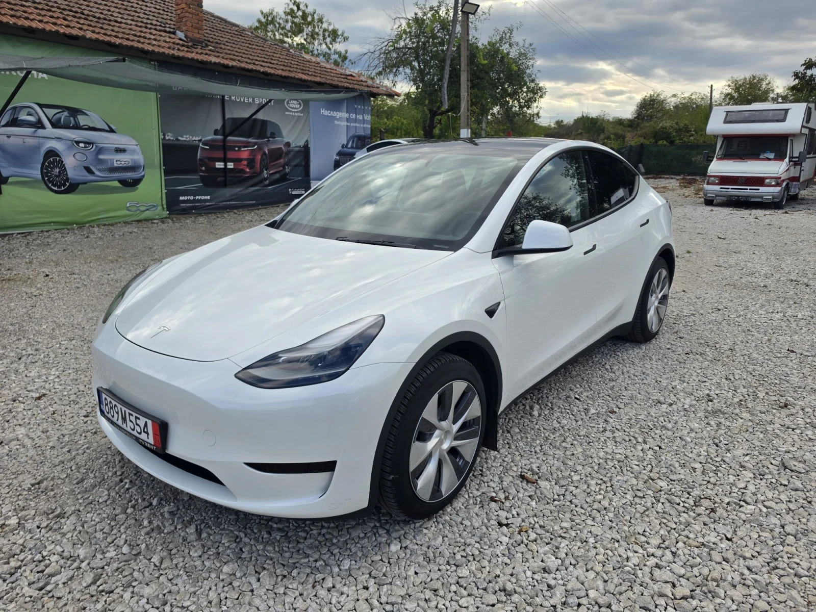 Tesla Model Y SR RWD BYD Blade Battery HW4