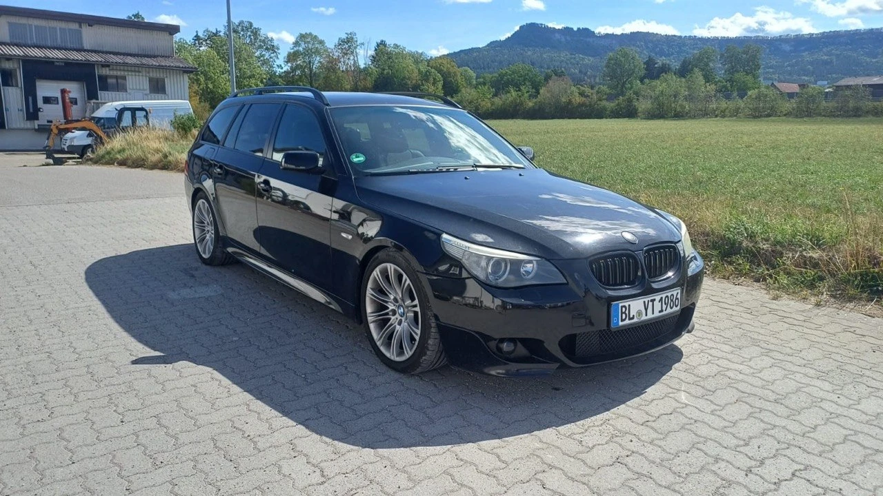 BMW 525