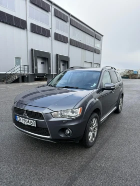 Mitsubishi Outlander Mitsubishi Outlander 2.2 DID / FULL / 4X4 / NAVI, снимка 2