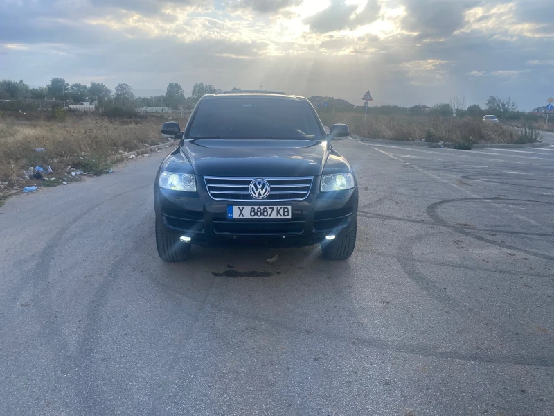 VW Touareg 2.5, снимка 1 - Автомобили и джипове - 47440379